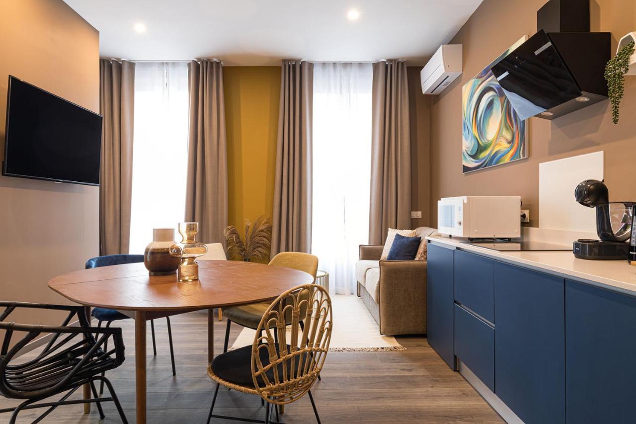 Legend Majestic - Parking Prive Gratuit- Climatisation - Gare - Centre Ville Macon Exterior photo